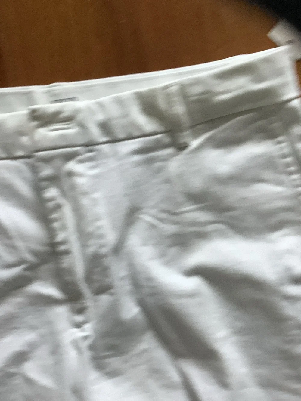 IZOD SALTWATER STRETCH Men's White Flat-Front Stretch Cotton Shorts